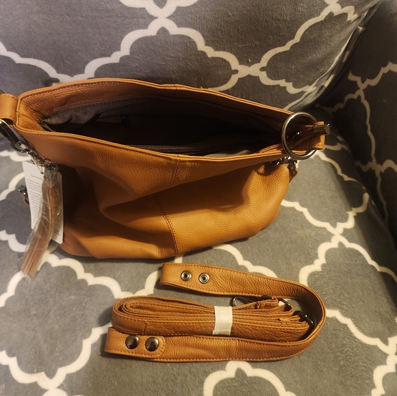 Leather Crossbody bag - Picture 2 of 3